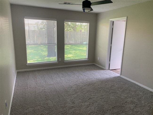 Building Photo - 22718 Tara Way Dr