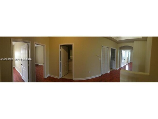 Building Photo - 14962 SW 23rd Way