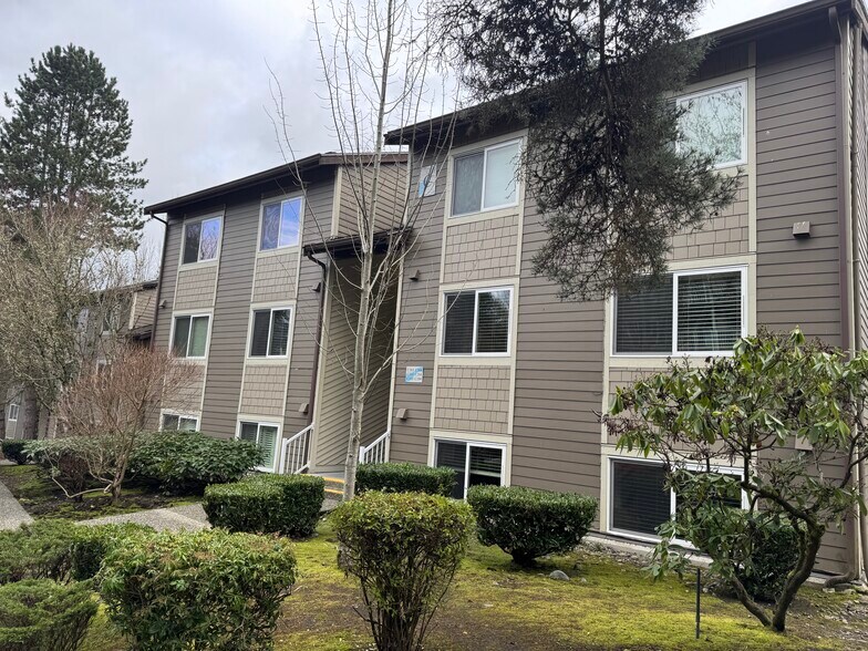 Building Photo - 204 Mountain Park Blvd SW