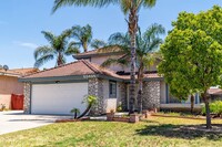 Building Photo - Orangecrest Pool Home!