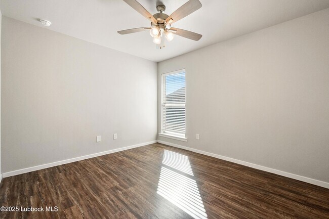 Building Photo - 1902 Kirksey Ave