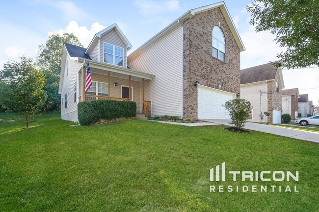 Primary Photo - 142 Lyndhurst Dr