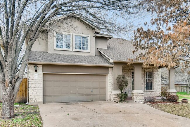 Building Photo - 1822 Rosenborough Ln N