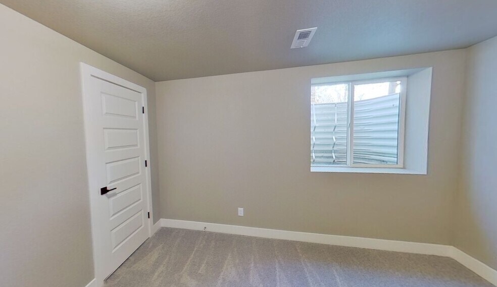 Building Photo - 160 Chapel Hill Cir