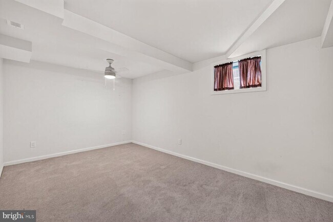 Building Photo - 3604 Husted Dr