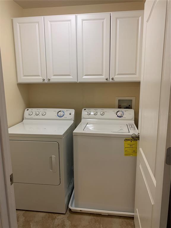 Building Photo - 2621 Lantern Hill Ave