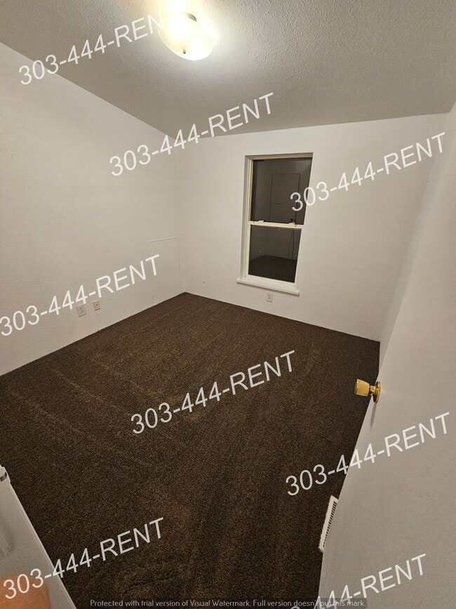 Building Photo - Spacious 3 Bedroom, 2 Bath Modular Home! Fresh New Paint!!