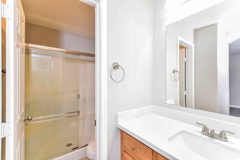 Building Photo - 9510 Grandview Spring Ave