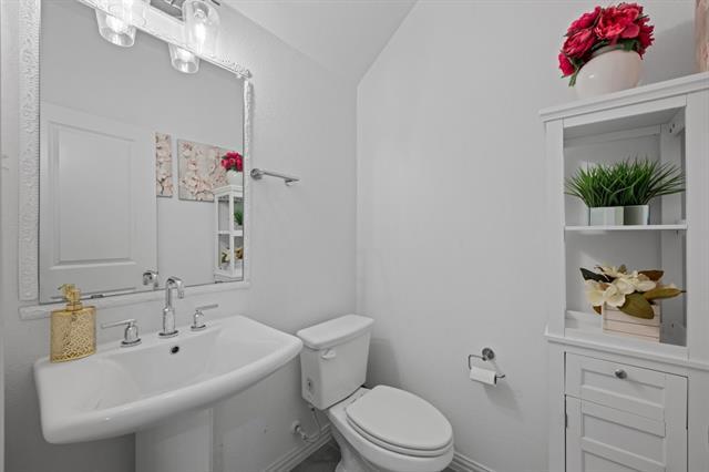 Building Photo - 13217 Ridings Dr