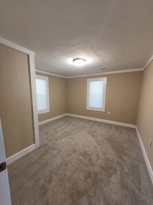 Building Photo - For Rent: Franklin Co – Royston, GA – Two Bedroom and One Bathroom Single Family Home - Very Conv...