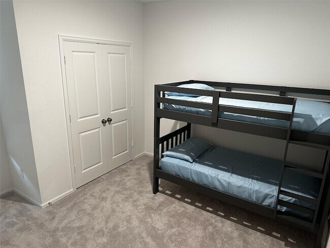 Building Photo - 2023 Foxtail Crk Ct