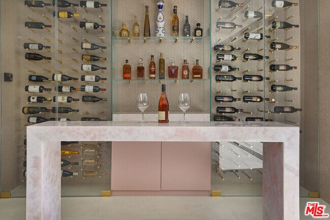 Building Photo - 1368 Beckwith Ave