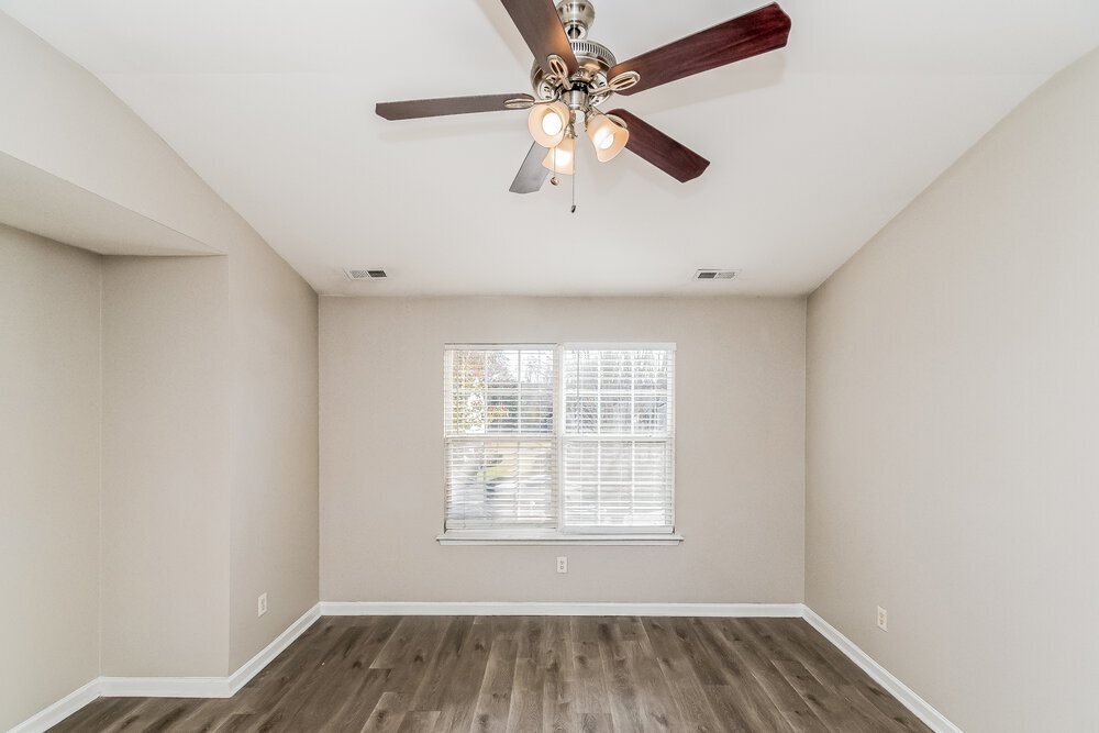 Building Photo - 6021 Herston Rd