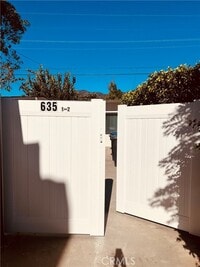 Building Photo - 635 Palm Dr