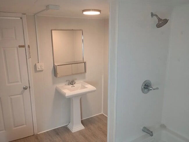 Building Photo - 6519 Sandra Dr