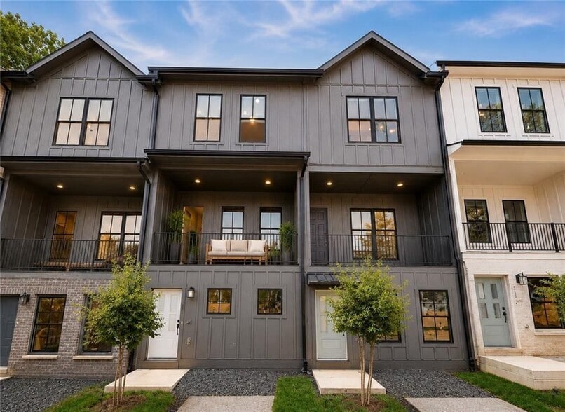 Building Photo - 162 Chestnut Cir