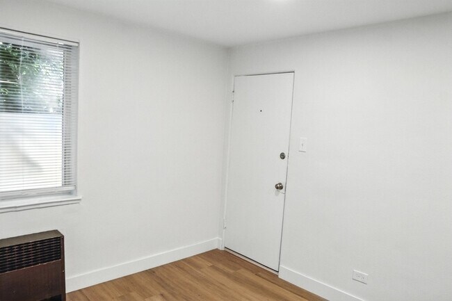 Building Photo - 1364 Lafayette St