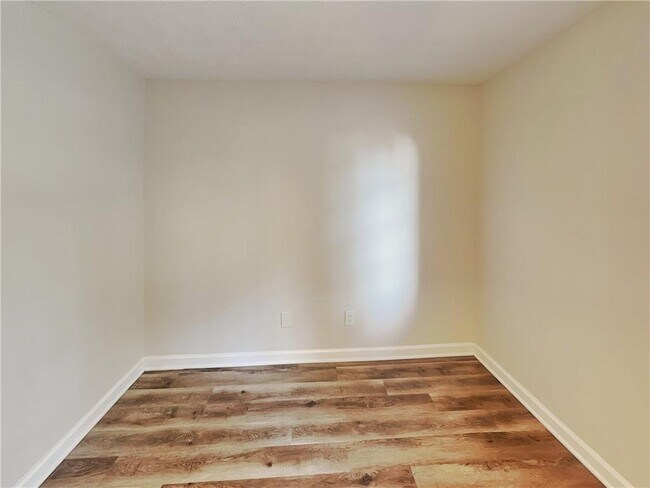 Building Photo - 3034 Millstone Ct SW