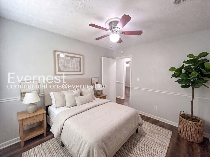 Building Photo - 5611 La Fleur Trail