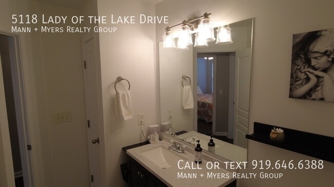 Building Photo - 5118 Lady of the Lake Dr