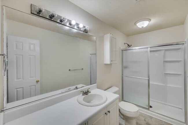 Building Photo - 150 Portofino Ln SW