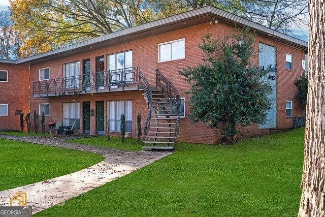 Building Photo - 1135 Woodland Ave NE