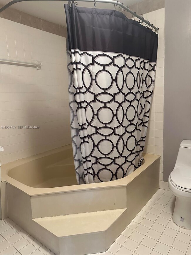 Building Photo - 9724 SW 142nd Pl