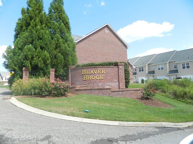 Building Photo - 7322 Ripple Creek Way