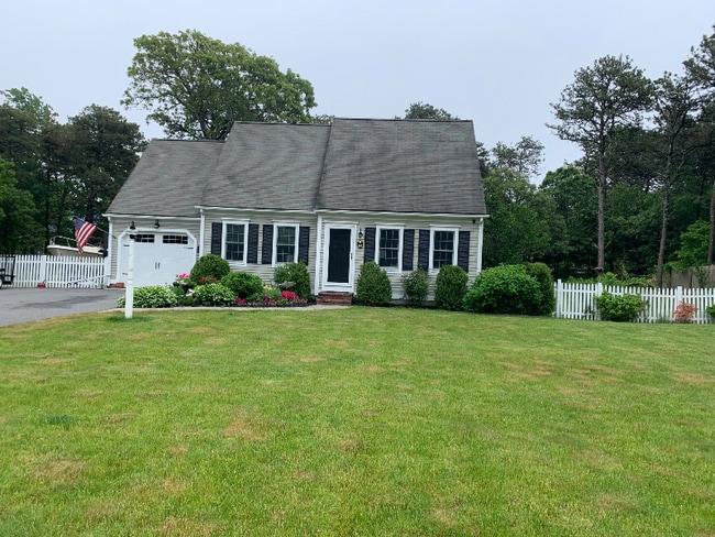 Building Photo - 359 Yankee Dr
