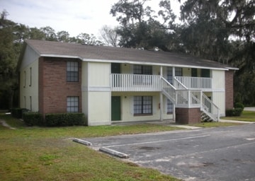 Primary Photo - Hickory Crest