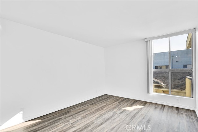 Building Photo - 320 S Gramercy Pl