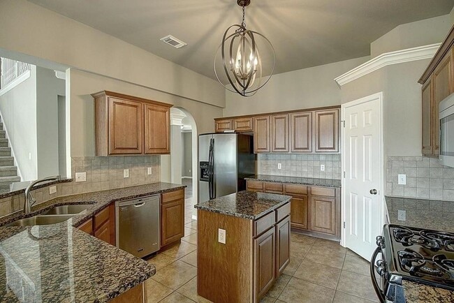 Building Photo - 7517 Vaquero Dr