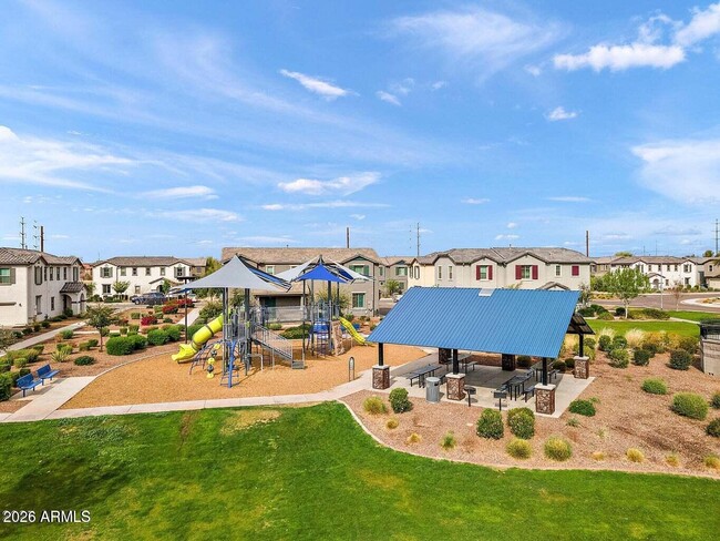 Building Photo - 5819 W Pueblo Ave