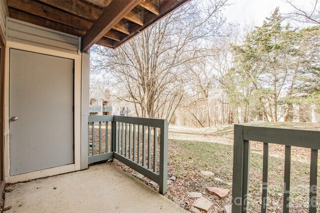 Building Photo - 11026 Harrowfield Rd