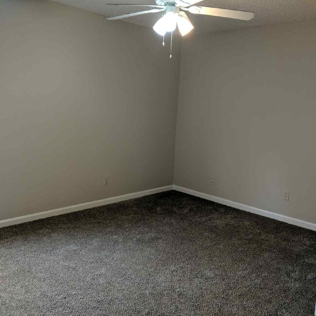 Building Photo - 124 Elizabeths Ct