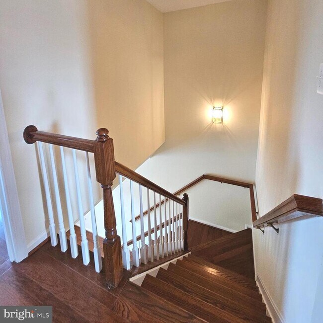 Building Photo - 45427 Baggett Terrace