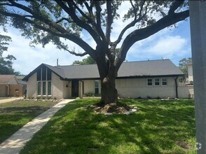 Building Photo - 2023 Greengrass Ct