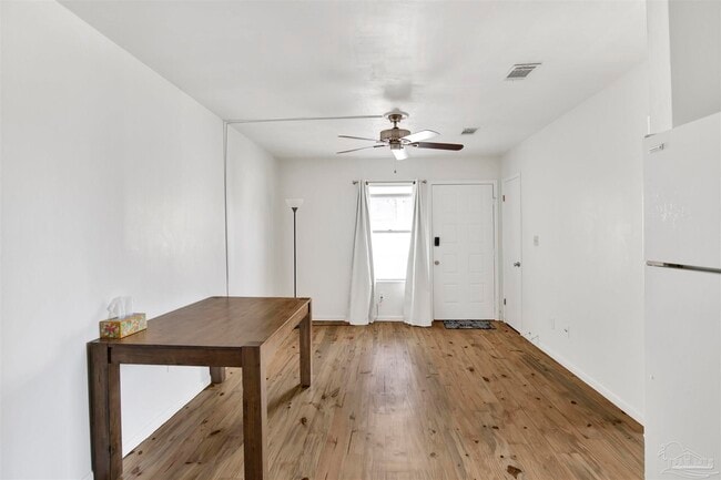 Building Photo - 1275 Redwood Ln