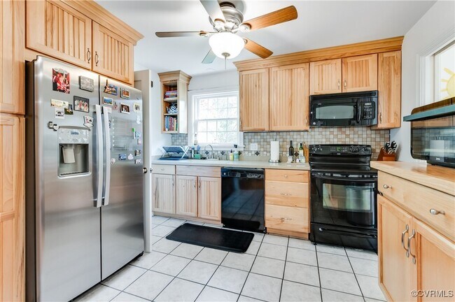 Building Photo - 530 Ridgeley Ln