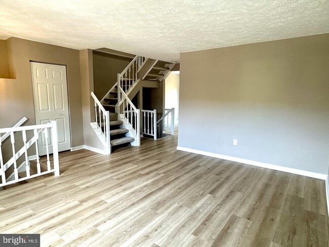 Building Photo - 310 Fleece Flower Dr