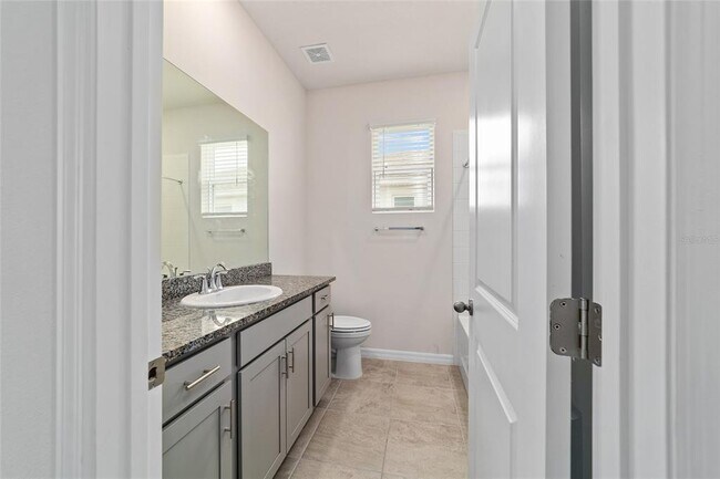 Building Photo - 5313 NW 48th Pl