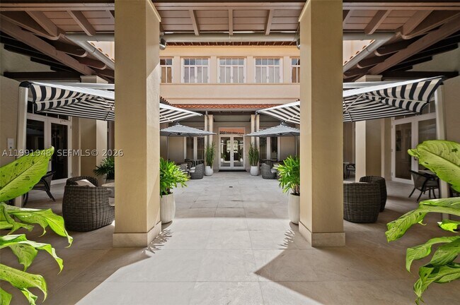 Building Photo - 13633 Deering Bay Dr