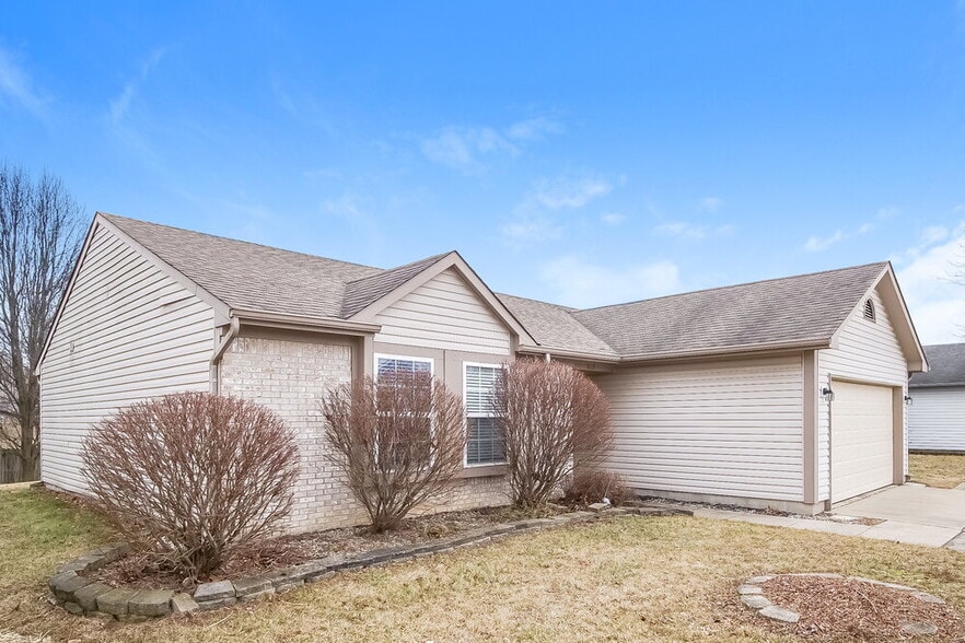 Building Photo - 6113 Longmeadow Dr