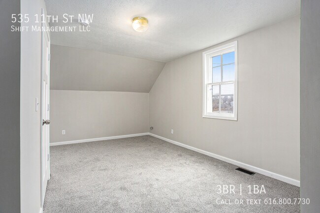 Building Photo - 535 11th St NW