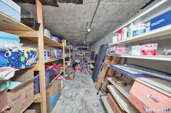 Building Photo - 41 Trout Brook Dr