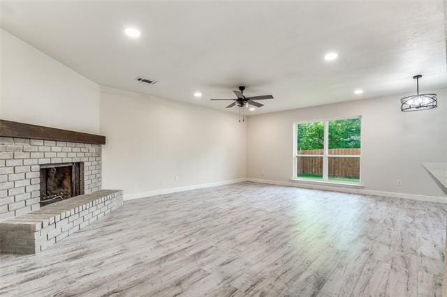 Building Photo - 521 Windsor Dr