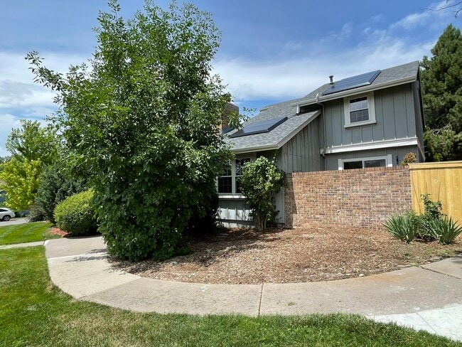 Building Photo - 7644 S Rosemary Cir