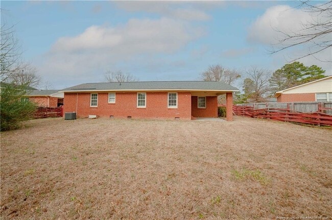 Building Photo - 6615 Grist Mill Rd