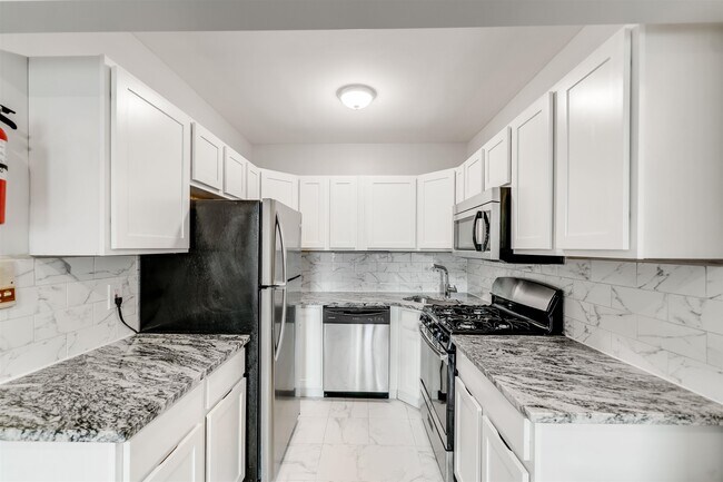 Primary Photo - 316-1301-3-324 Jefferson St