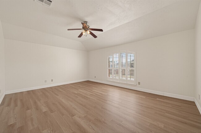 Building Photo - 15910 Clayton Bend Dr